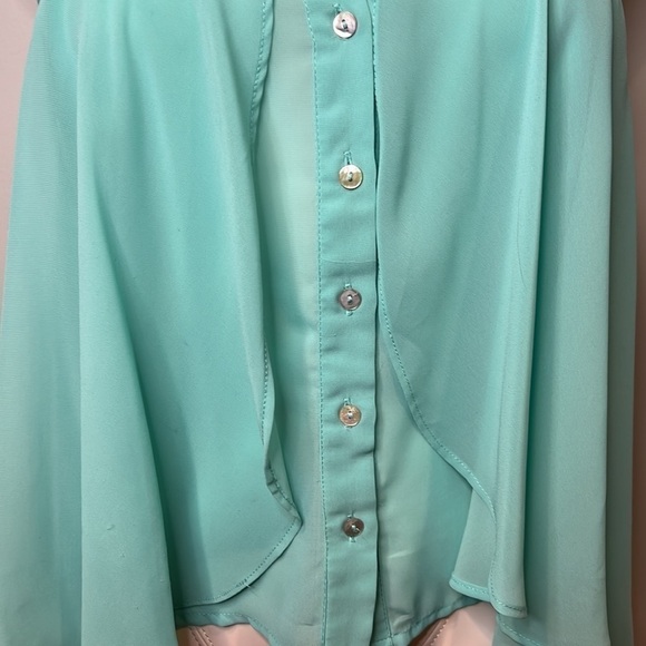 Women’s Turquoise Top - Picture 4 of 8